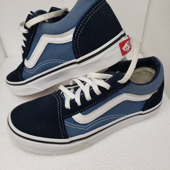 Van's Ward Boys' Sneaker, Size 1.5 - Picture 3 of 8